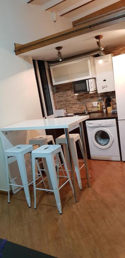 Magnifico Apartamento Tipo Duplex En Triana Seville Exterior photo