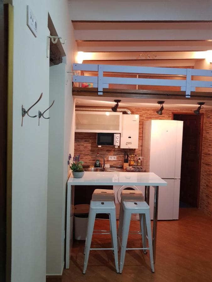 Magnifico Apartamento Tipo Duplex En Triana Seville Exterior photo