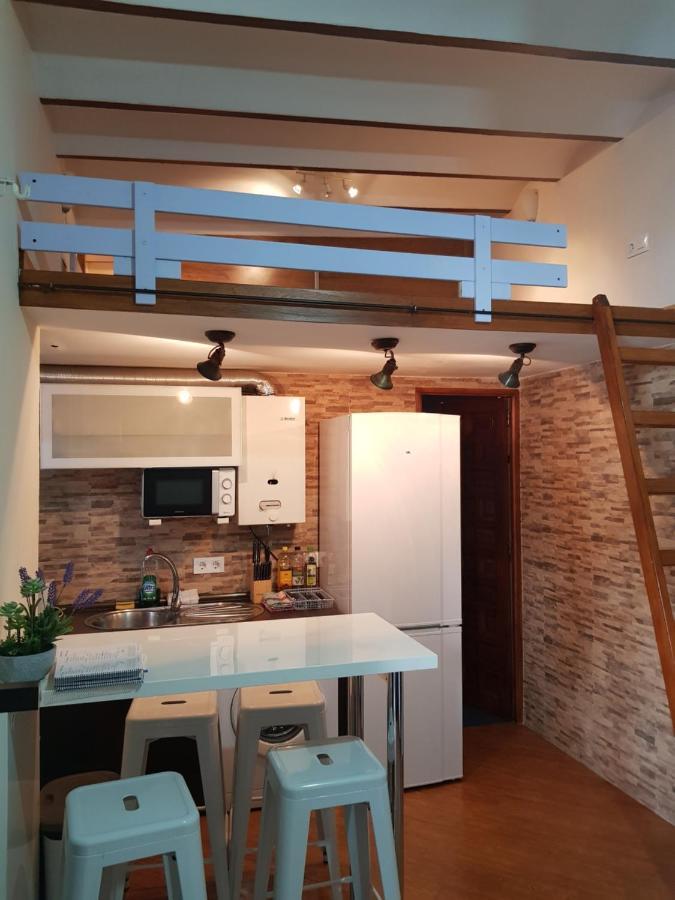 Magnifico Apartamento Tipo Duplex En Triana Seville Exterior photo