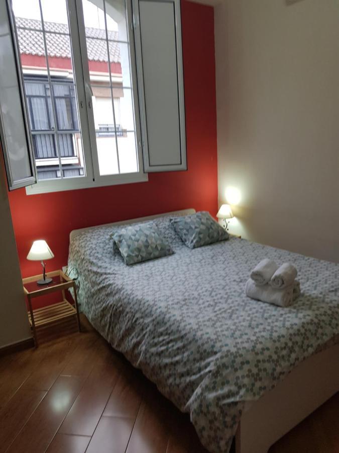Magnifico Apartamento Tipo Duplex En Triana Seville Exterior photo