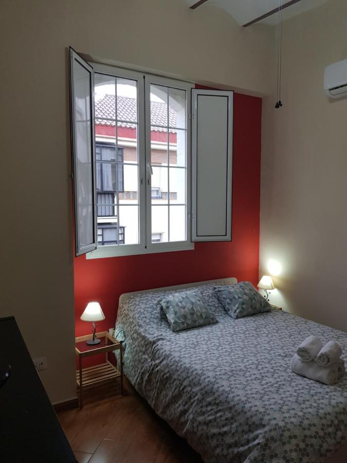 Magnifico Apartamento Tipo Duplex En Triana Seville Exterior photo